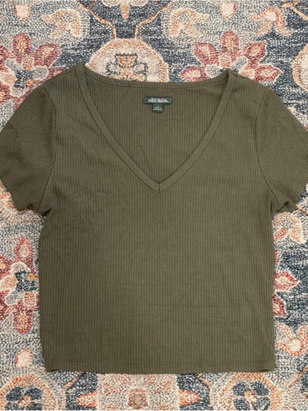 Wild Fable Olive Cropped Ribbed V-Neck Short Sleeve Tee